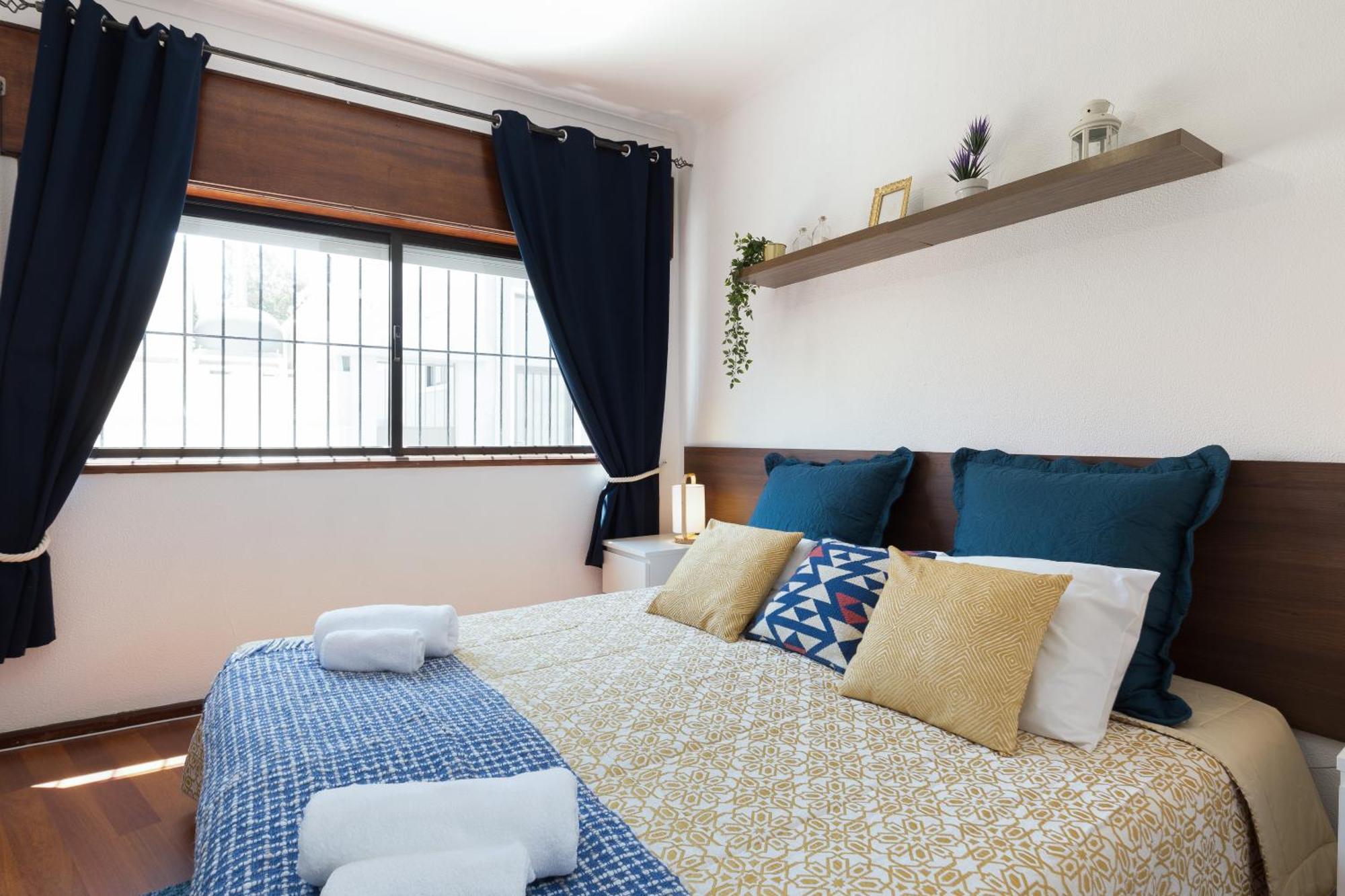 Host Wise - Comfy Bright Flats With Netflix Apartment Porto Room photo